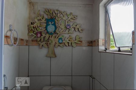 Casa à venda com 165m², 3 quartos e 2 vagas Casa à venda com 165m², 3 quartos e 2 vagasBanheiro de Serviço