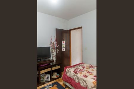 Casa à venda com 165m², 3 quartos e 2 vagas Casa à venda com 165m², 3 quartos e 2 vagasQuarto