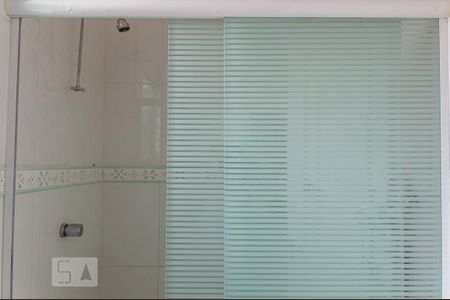 Casa à venda com 165m², 3 quartos e 2 vagas Casa à venda com 165m², 3 quartos e 2 vagasBanheiro