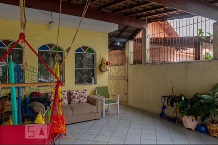 Casa à venda com 165m², 3 quartos e 2 vagas Casa à venda com 165m², 3 quartos e 2 vagasGaragem