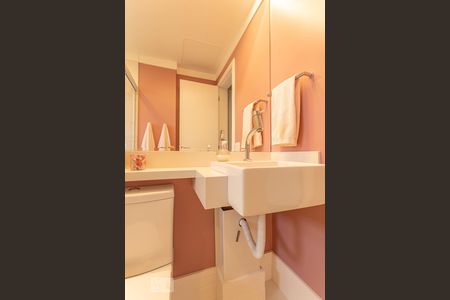 Apartamento à venda com 130m², 3 quartos e 3 vagasBanheiro Social