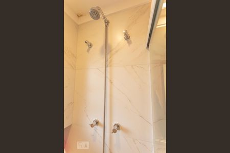 Apartamento à venda com 130m², 3 quartos e 3 vagasBanheiro Social