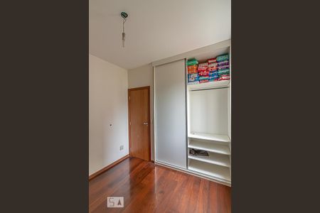 Apartamento à venda com 137m², 3 quartos e 2 vagasQuarto