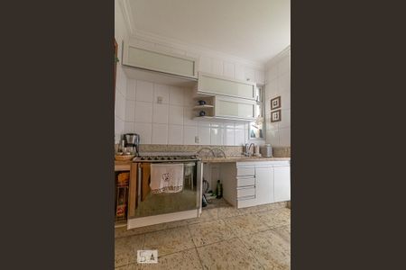 Apartamento à venda com 137m², 3 quartos e 2 vagasCozinha