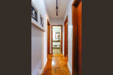 Apartamento à venda com 120m², 3 quartos e sem vagaCorredor