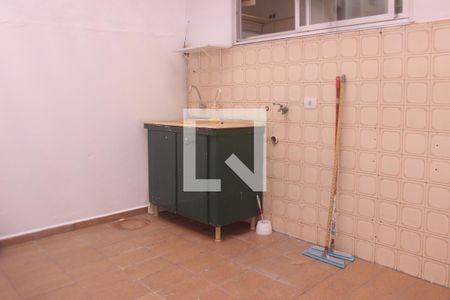 Casa à venda com 100m², 2 quartos e 1 vagaArea de Serviço