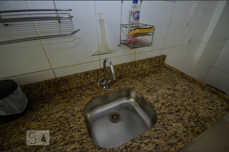 Apartamento à venda com 100m², 3 quartos e 2 vagas Apartamento à venda com 100m², 3 quartos e 2 vagasCozinha