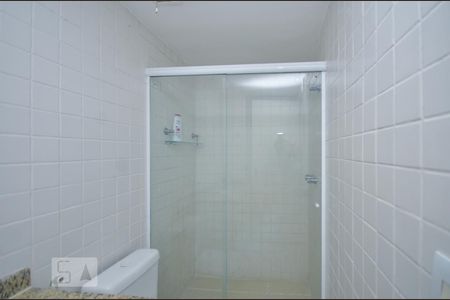 Apartamento à venda com 100m², 3 quartos e 2 vagas Apartamento à venda com 100m², 3 quartos e 2 vagasBanheiro da Suíte