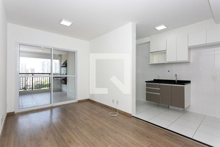 Sala de apartamento para alugar com 2 quartos, 70m² em Parque São Jorge, São Paulo