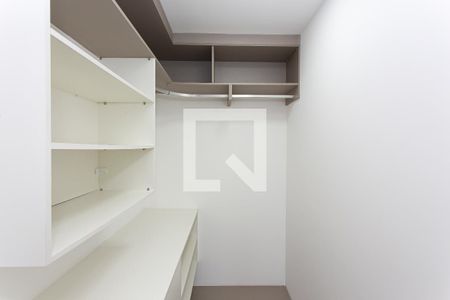 Apartamento para alugar com 70m², 2 quartos e 1 vagaCloset da Suíte