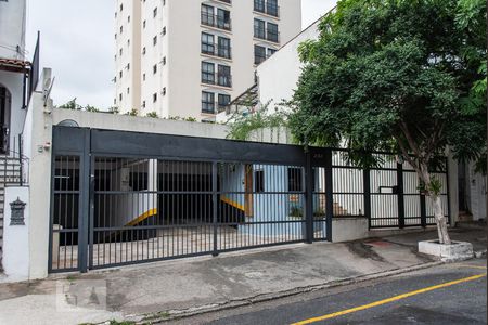 Studio à venda com 35m², 1 quarto e 1 vaga Studio à venda com 35m², 1 quarto e 1 vagaFachada
