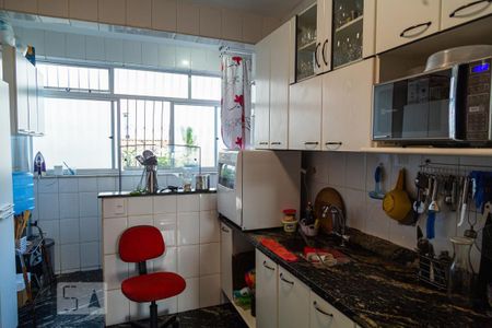 Apartamento à venda com 160m², 4 quartos e 2 vagas Apartamento à venda com 160m², 4 quartos e 2 vagasCozinha