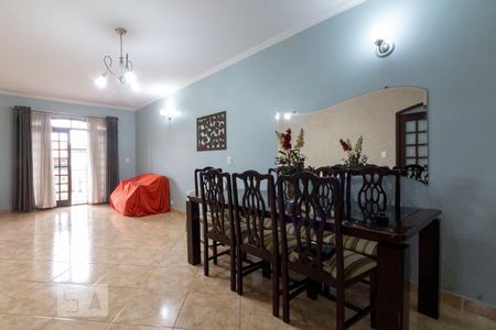 Sala de casa para alugar com 3 quartos, 270m² em Fazenda Aricanduva, São Paulo