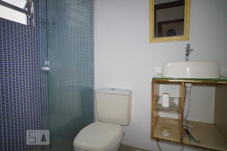 Apartamento para alugar com 80m², 2 quartos e sem vagaBanheiro