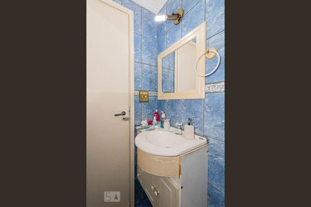 Apartamento à venda com 66m², 2 quartos e sem vaga Apartamento à venda com 66m², 2 quartos e sem vagaBanheiro