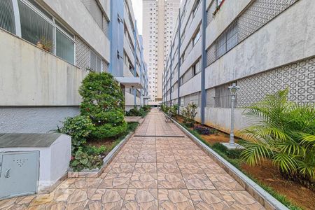Apartamento à venda com 66m², 2 quartos e sem vaga Apartamento à venda com 66m², 2 quartos e sem vagaCorredor