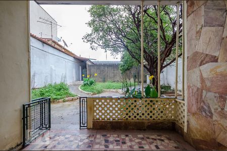 Casa à venda com 400m², 2 quartos e 10 vagasVaranda da Sala