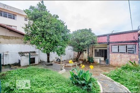 Casa à venda com 400m², 2 quartos e 10 vagasQuintal