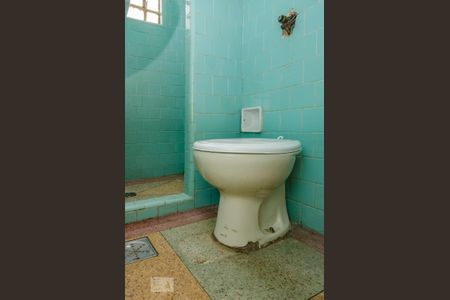 Casa à venda com 400m², 2 quartos e 10 vagasBanheiro Social