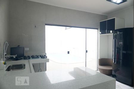 Apartamento à venda com 220m², 3 quartos e 3 vagasCozinha