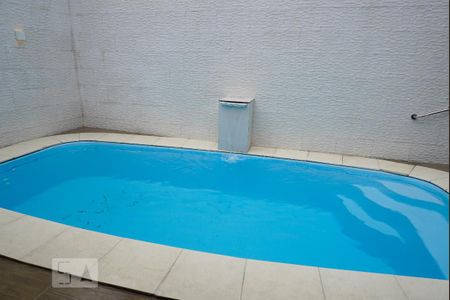 Apartamento à venda com 220m², 3 quartos e 3 vagasPiscina