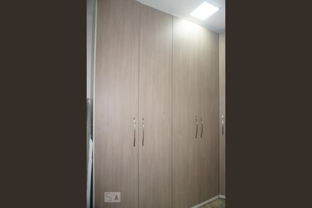 Apartamento à venda com 220m², 3 quartos e 3 vagasCloset da Suíte