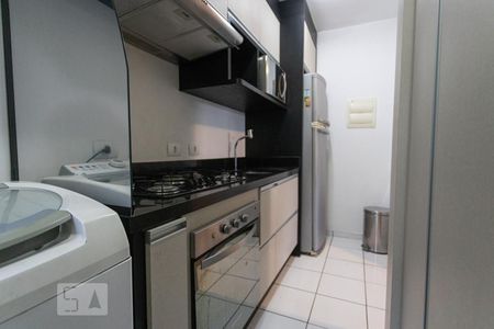 Cozinha/Servico de apartamento para alugar com 3 quartos, 68m² em Bacacheri, Curitiba