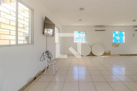 Apartamento à venda com 45m², 2 quartos e 1 vaga Apartamento à venda com 45m², 2 quartos e 1 vagaÁrea comum - Salão de festas