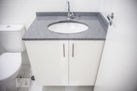 Apartamento para alugar com 29m², 1 quarto e sem vagaDetalhe do banheiro