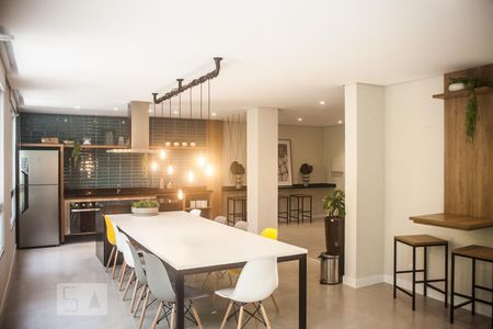 Apartamento para alugar com 29m², 1 quarto e sem vagaÁrea comum - Salão de festas