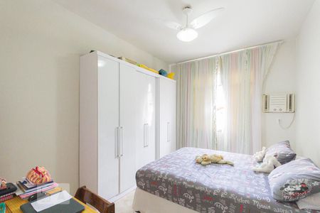 Casa à venda com 200m², 3 quartos e 2 vagasQuarto 2