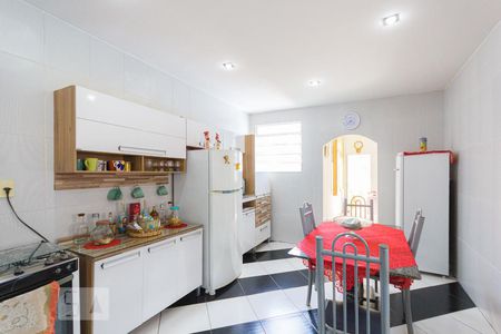 Casa à venda com 200m², 3 quartos e 2 vagasCozinha e Copa