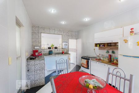 Casa à venda com 200m², 3 quartos e 2 vagasCozinha e Copa