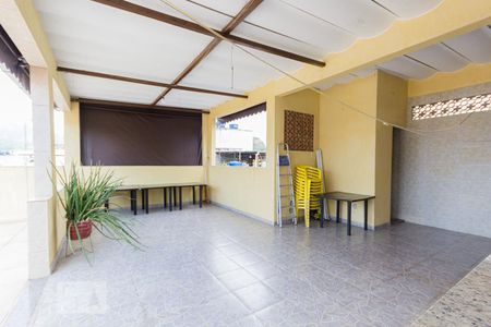 Casa à venda com 200m², 3 quartos e 2 vagasTerraço