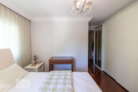 Apartamento à venda com 147m², 3 quartos e 3 vagas Apartamento à venda com 147m², 3 quartos e 3 vagasSuíte 3