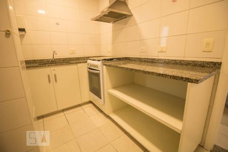 Apartamento à venda com 147m², 3 quartos e 3 vagas Apartamento à venda com 147m², 3 quartos e 3 vagasSalão de Festas
