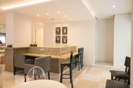 Apartamento à venda com 147m², 3 quartos e 3 vagas Apartamento à venda com 147m², 3 quartos e 3 vagasSalão de Festas