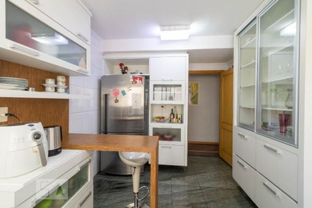 Apartamento à venda com 147m², 3 quartos e 3 vagas Apartamento à venda com 147m², 3 quartos e 3 vagasCozinha