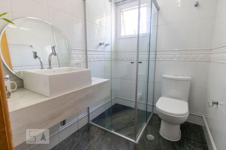 Apartamento à venda com 147m², 3 quartos e 3 vagas Apartamento à venda com 147m², 3 quartos e 3 vagasBanheiro da Suíte 1