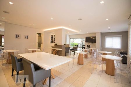 Apartamento à venda com 147m², 3 quartos e 3 vagas Apartamento à venda com 147m², 3 quartos e 3 vagasSalão de Festas