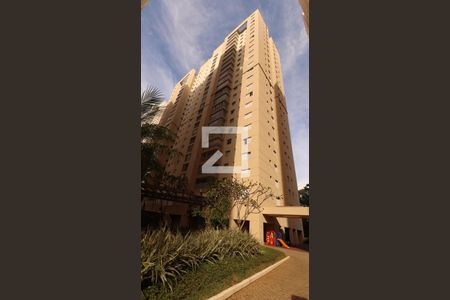 Apartamento à venda com 84m², 2 quartos e 1 vagaFachada do bloco