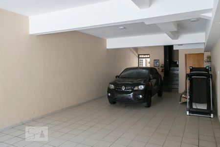 Casa à venda com 300m², 3 quartos e 5 vagas Casa à venda com 300m², 3 quartos e 5 vagasGARAGEM