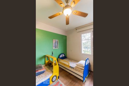 Casa à venda com 362m², 4 quartos e 2 vagasQuarto 2 