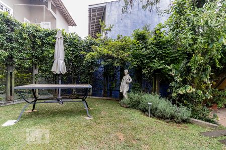 Casa à venda com 362m², 4 quartos e 2 vagasJardim