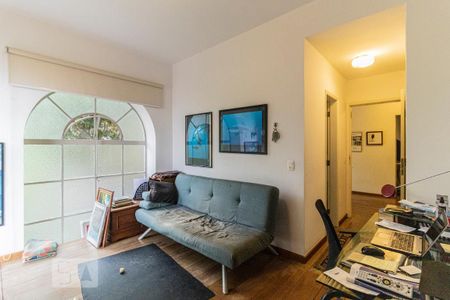 Casa à venda com 362m², 4 quartos e 2 vagasSuíte 1 