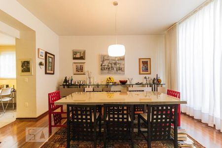 Casa à venda com 362m², 4 quartos e 2 vagasSala de Jantar