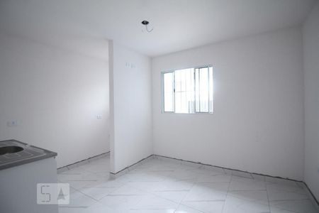 cozinha / sala de casa para alugar com 1 quarto, 30m² em Jardim do Tiro, São Paulo
