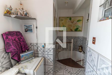 Apartamento à venda com 90m², 3 quartos e 1 vaga Apartamento à venda com 90m², 3 quartos e 1 vagaHall interno - 2º piso