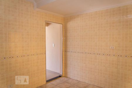 Casa à venda com 120m², 2 quartos e 2 vagas Casa à venda com 120m², 2 quartos e 2 vagasCozinha