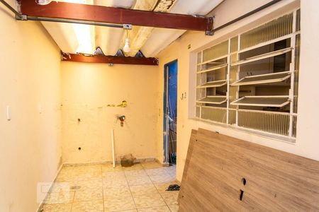 Casa à venda com 120m², 2 quartos e 2 vagas Casa à venda com 120m², 2 quartos e 2 vagasQuintal / Área de serviço